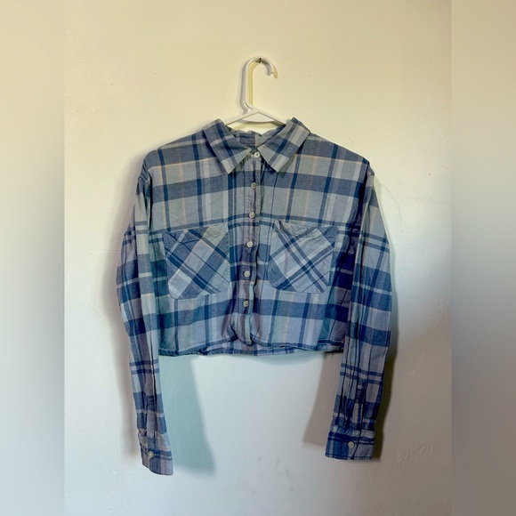 RSQ Tops - RSQ Women’s Blue Plaid Cropped Button Up
